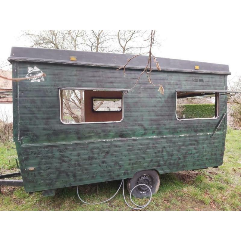 Plooi caravan voor project