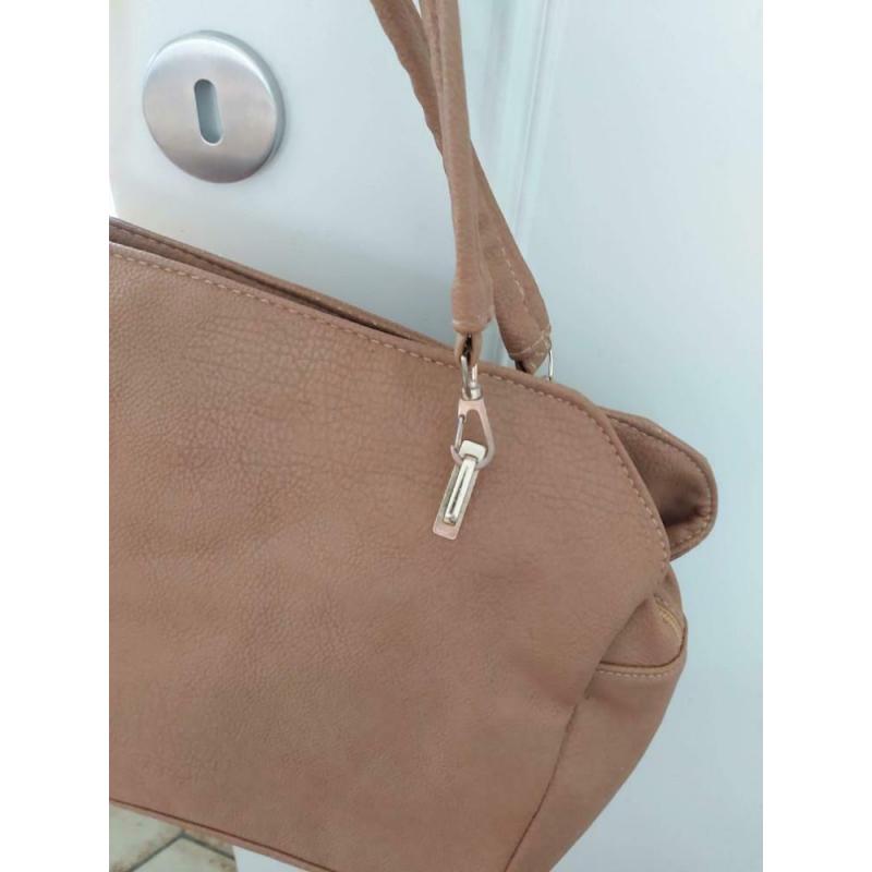 Handtas bruin kleur