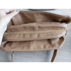 Handtas bruin kleur