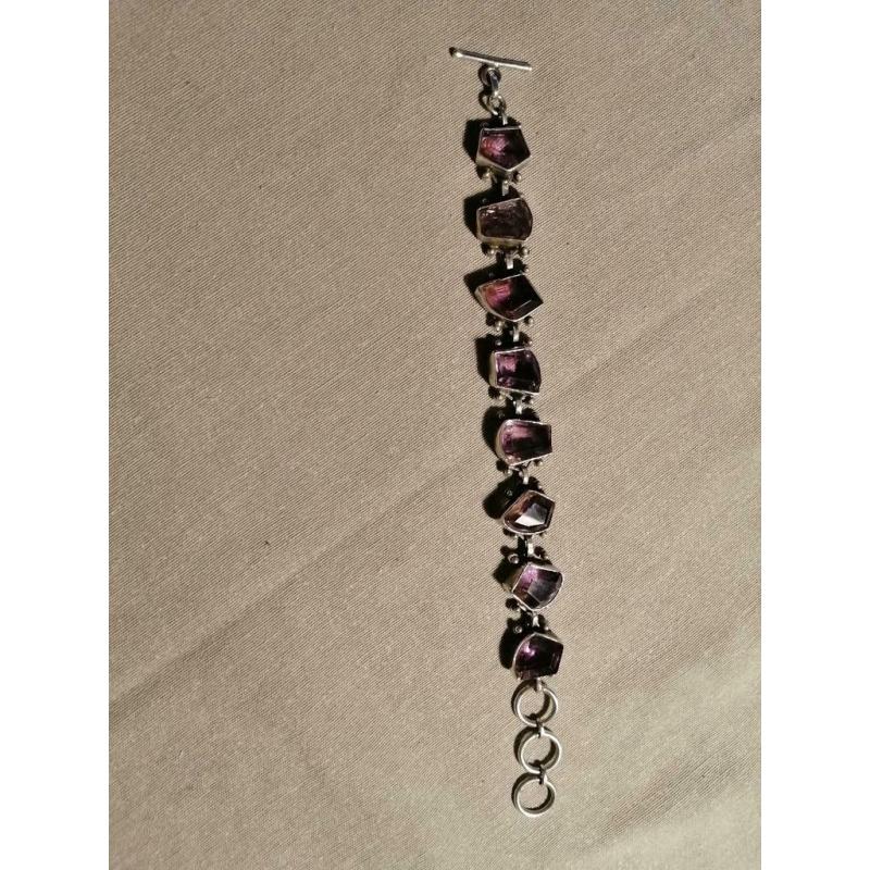 zilveren armband met paarse steentjes