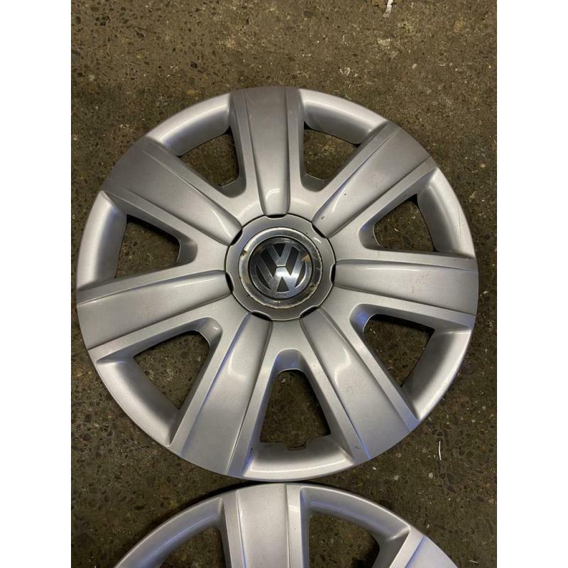 2 enjoliveurs vw 14"