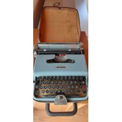 Typmachine OLLIVETI lettera 22