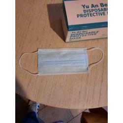 Mondmaskers 50 stuks 3 lagen meerdere dozen beschikbaar