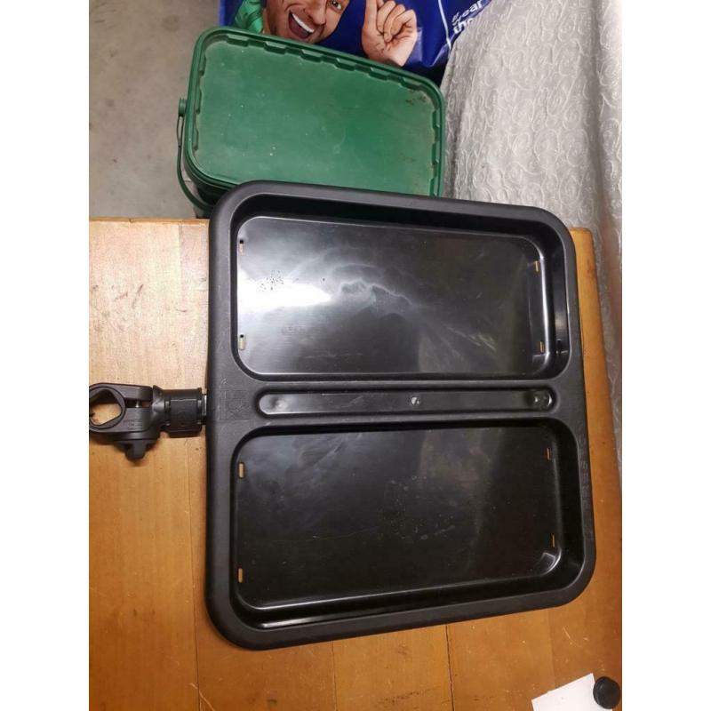 Aastafel van preston zo goed als nieuw