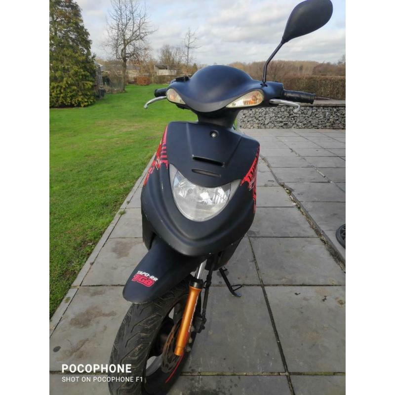 Tgb tapo RR 50cc b klasse scooter