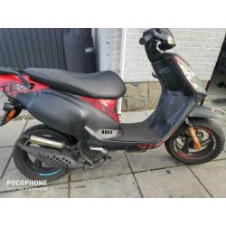 Tgb tapo RR 50cc b klasse scooter