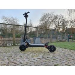 Zero 52V 18ah - Elektrische step - BLACK - upgrade