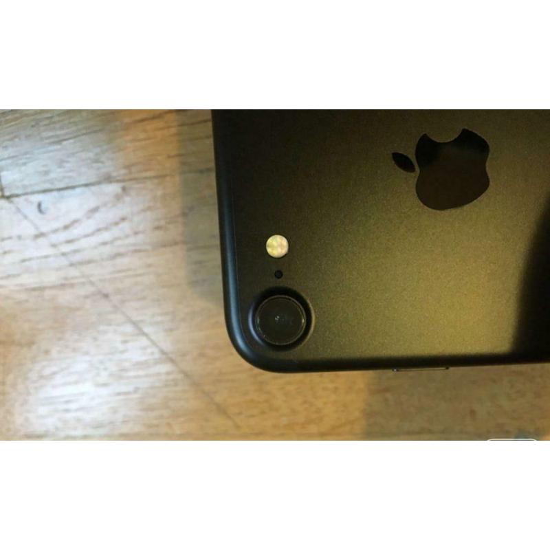 iPhone 7 Noir Mate 128GB - Etat Impeccable!