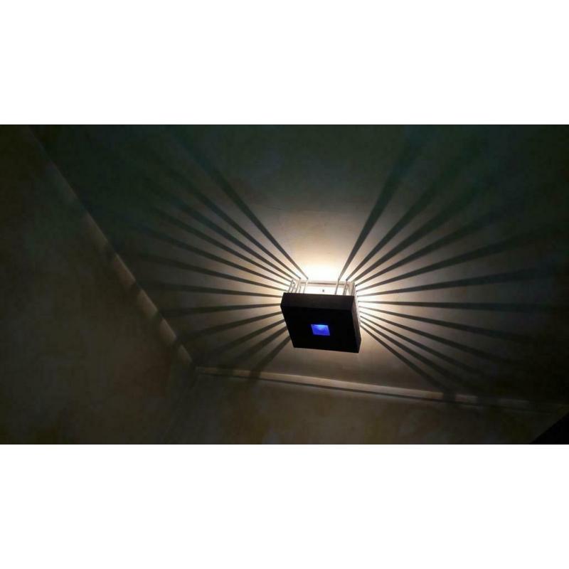 Prachtige DESIGN plafond of muurlamp.