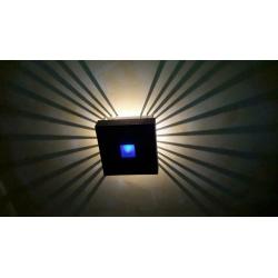Prachtige DESIGN plafond of muurlamp.