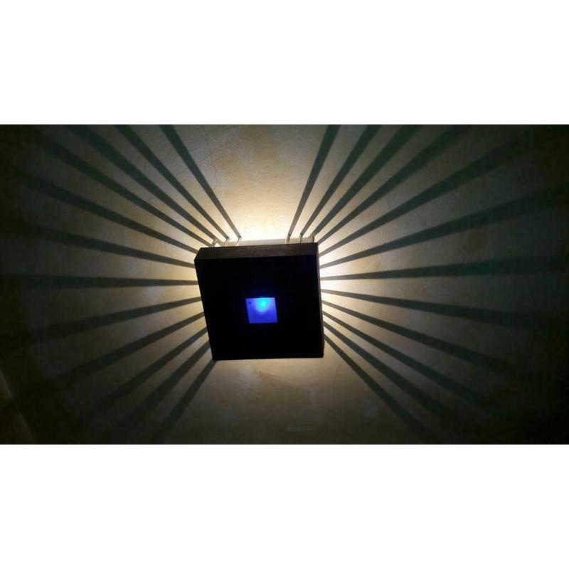 Prachtige DESIGN plafond of muurlamp.